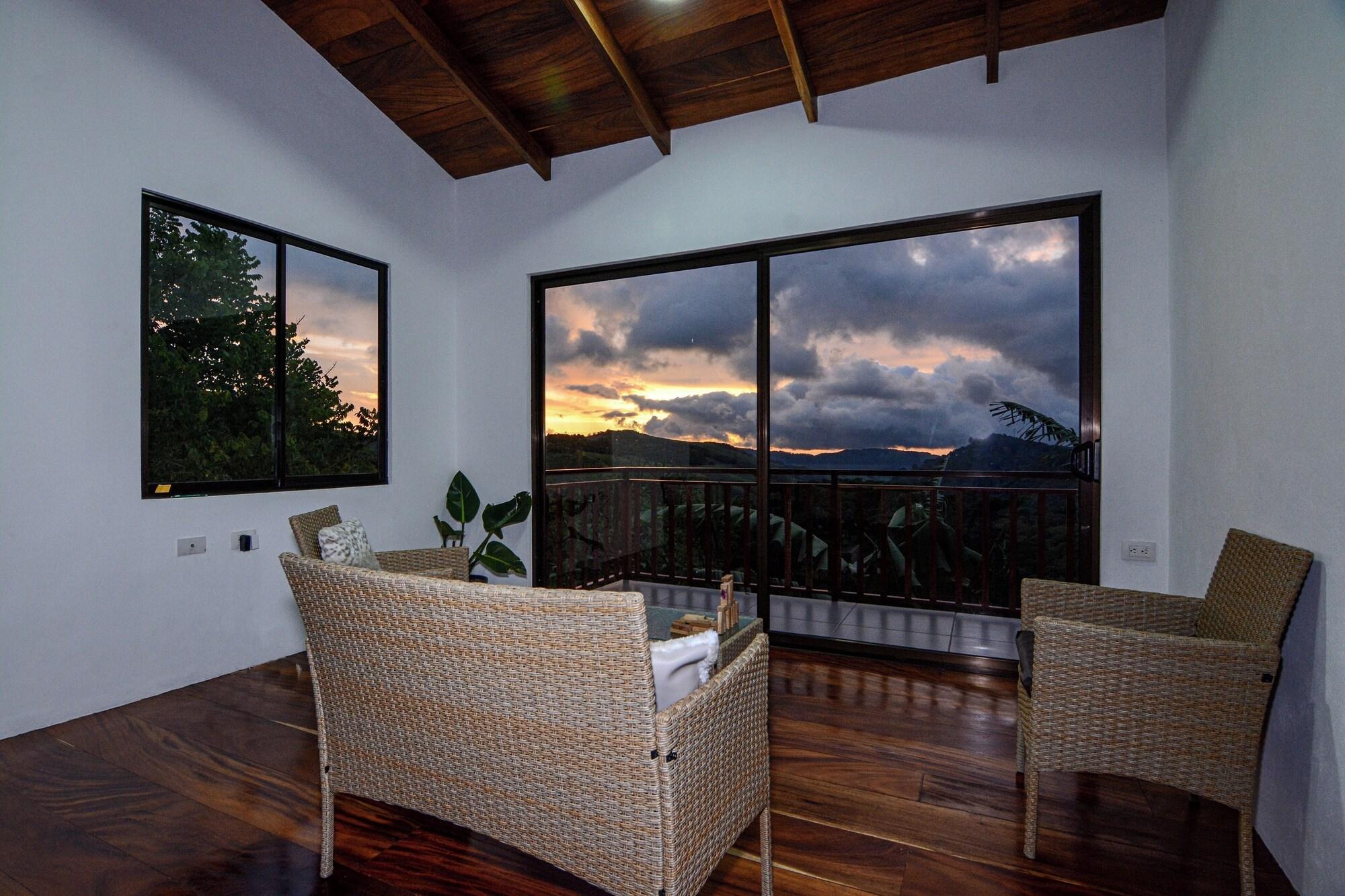 Comodidades del Alojamiento Casa Curré Monteverde
