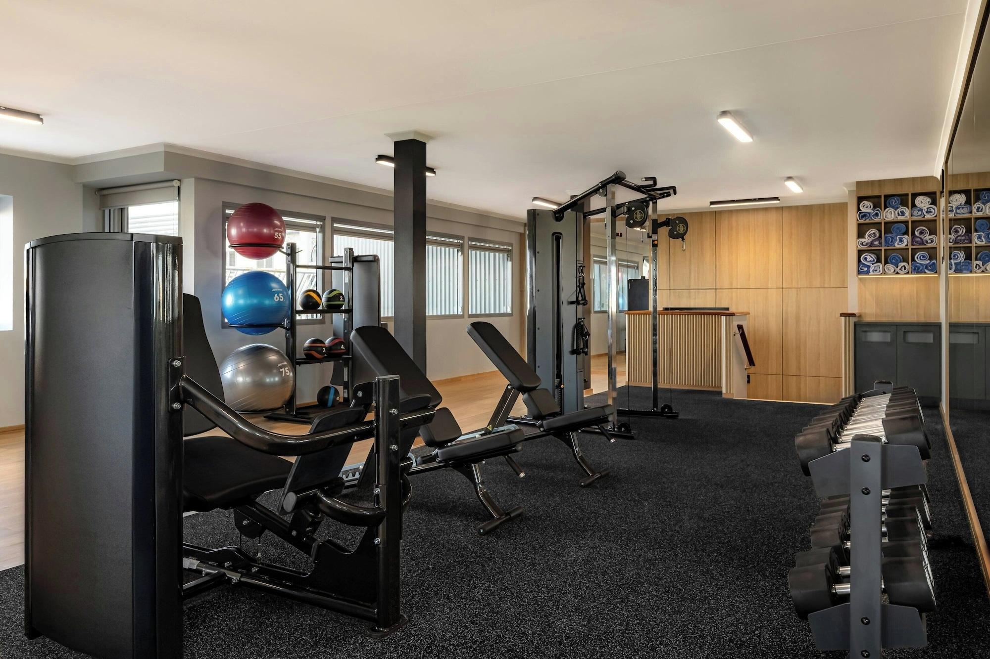 Gimnasio Courtyard By Marriott Darwin