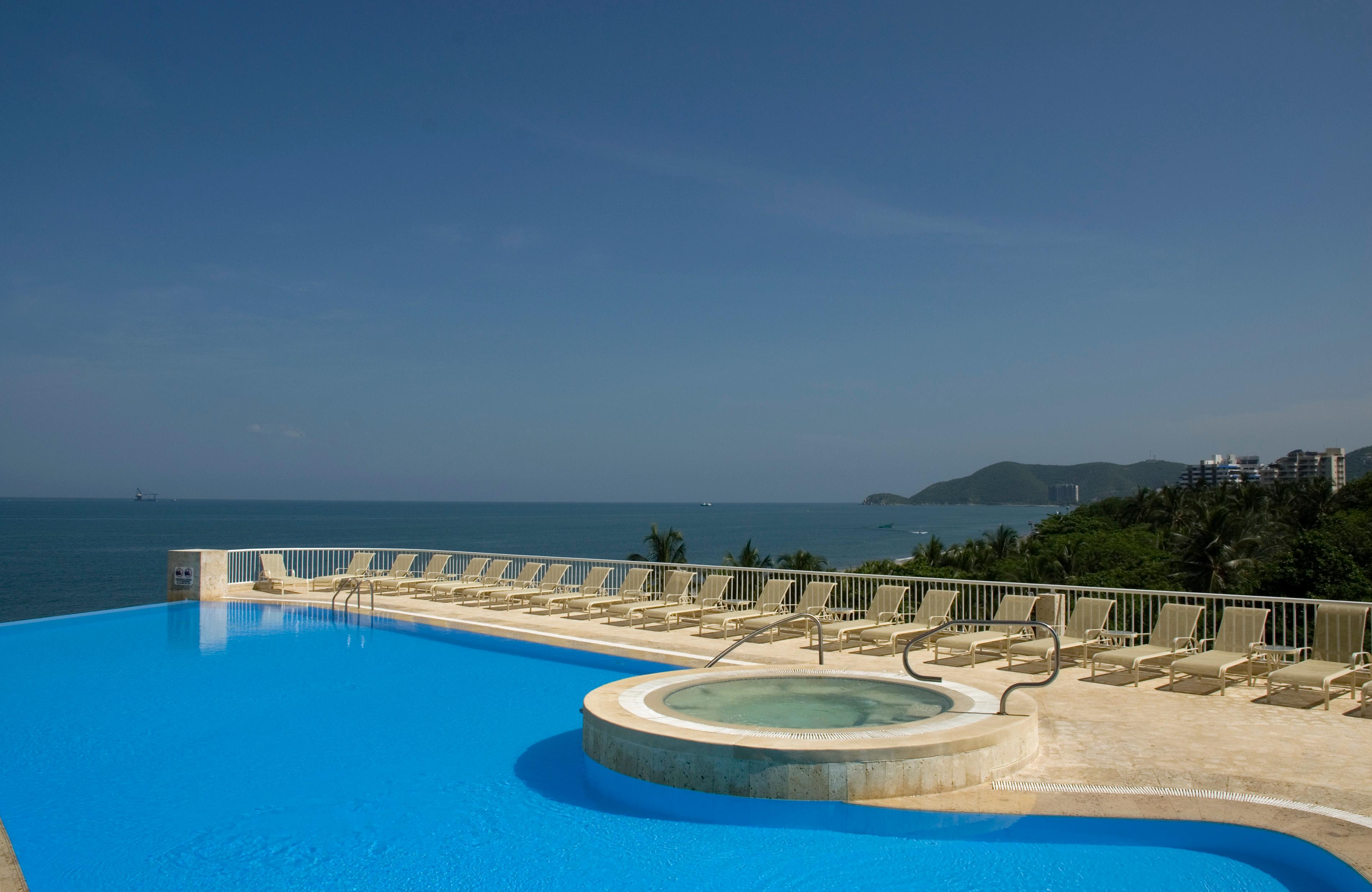 Vista Piscina Irotama del Sol
