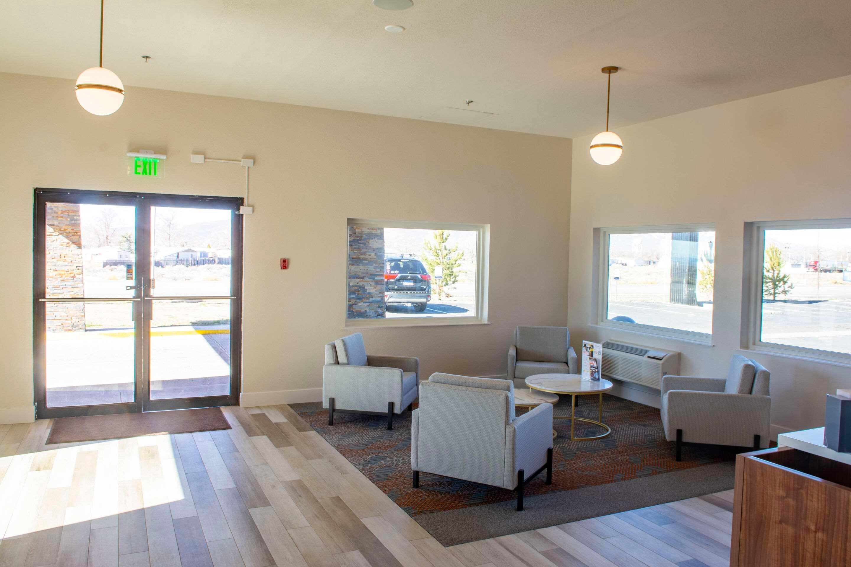 Vista Lobby ComfortInn Battle Mountain Midway Elko Winnemucca