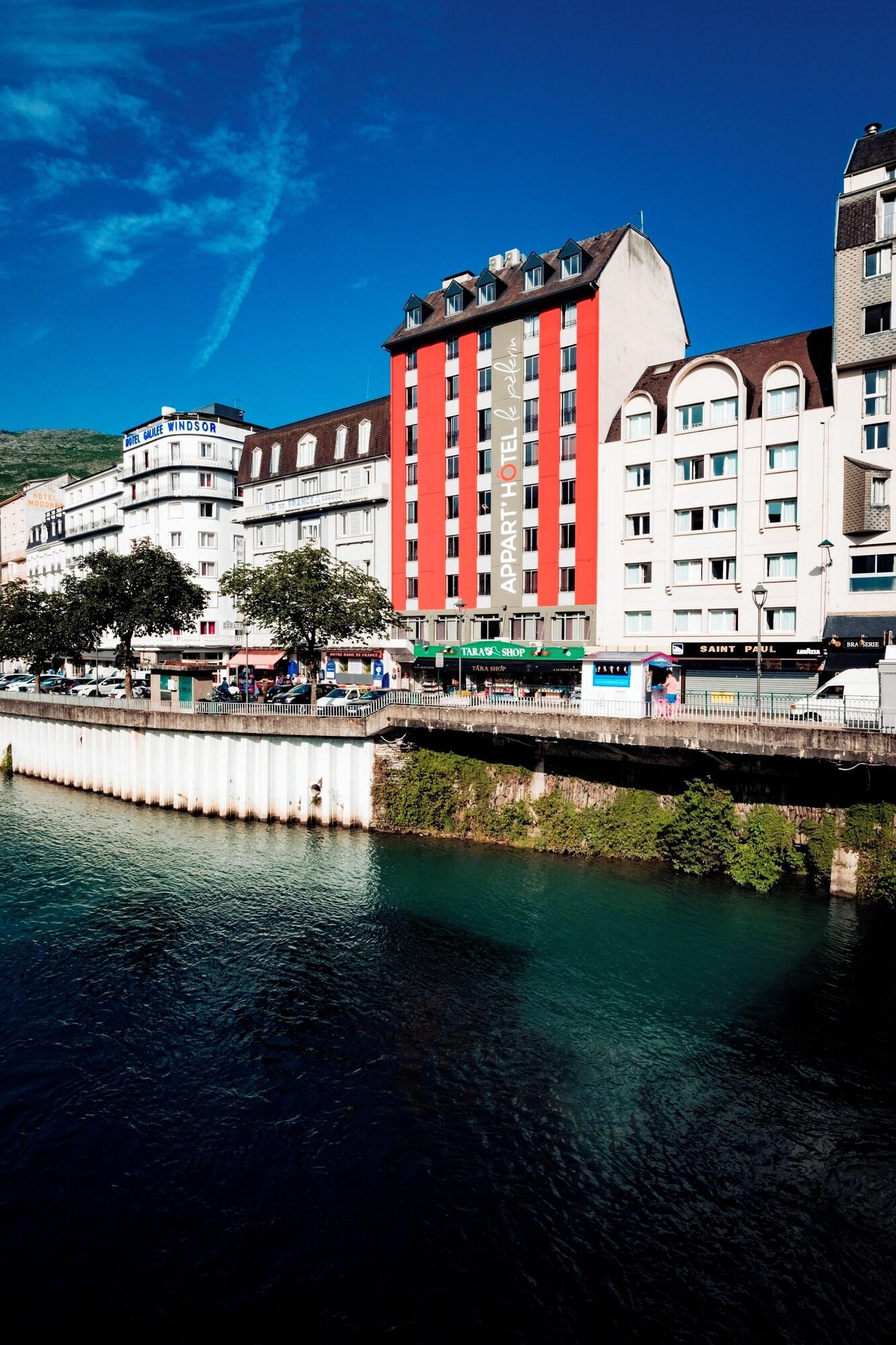 Vista Exterior Appart'hotel Le Pelerin