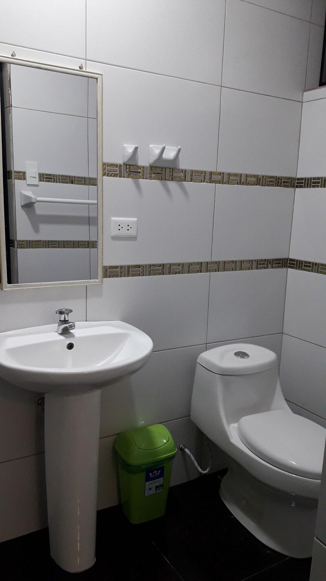 Equipamiento de Habitación Hospedaje Turístico Real Madrid