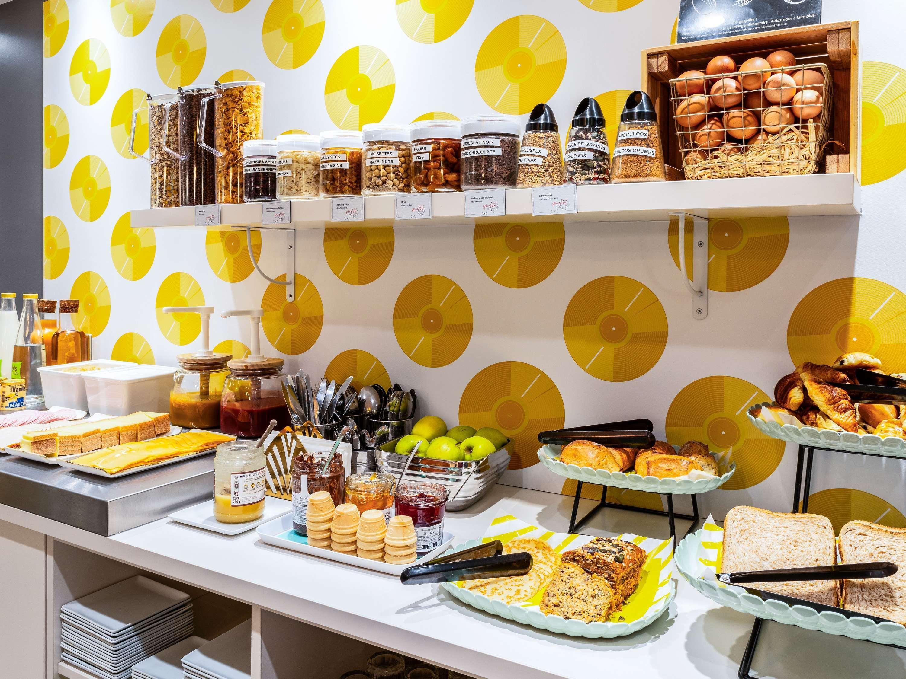 Restaurant ibis Styles Paris 15 Lecourbe