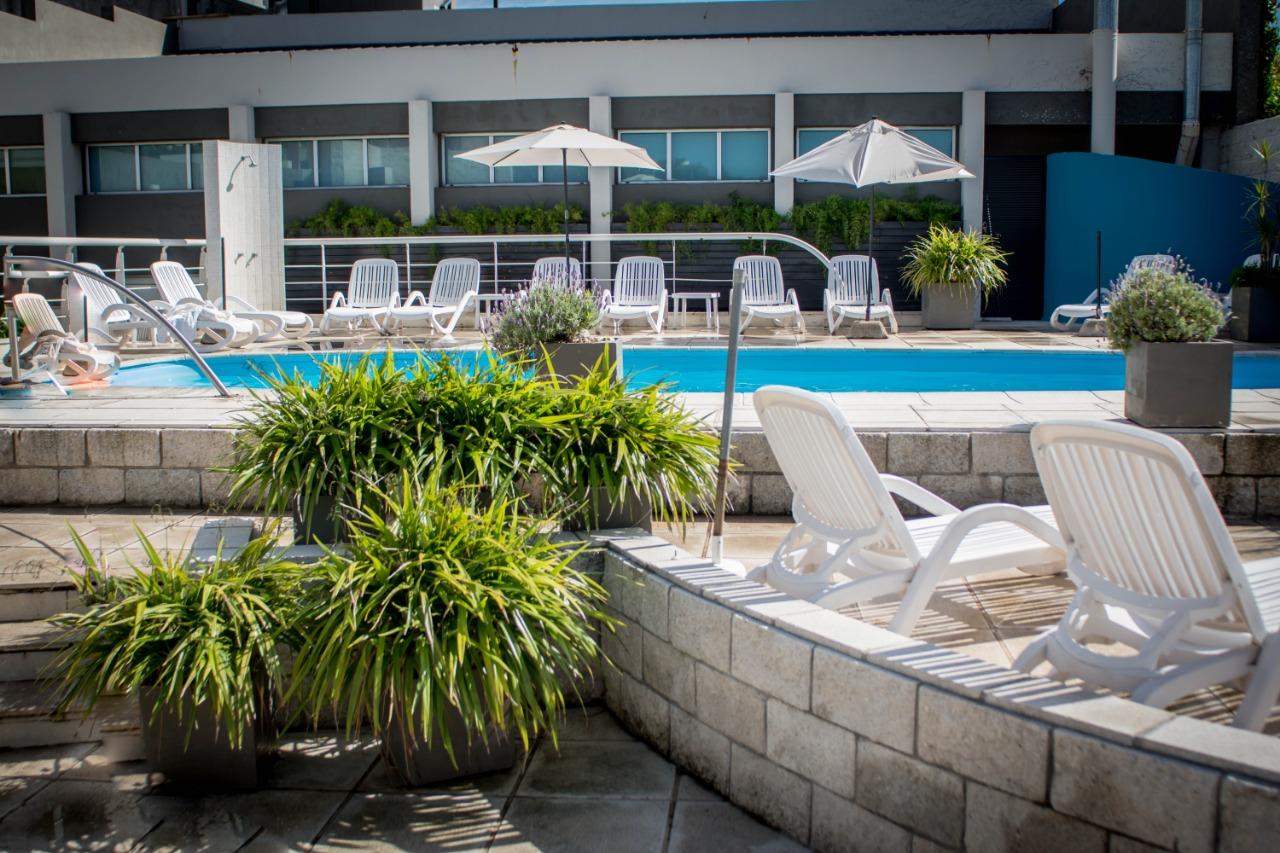 Vista Piscina Hotel and Spa Maran Suites Towers