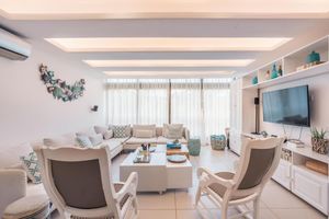 Renta temporal - Cozy 3 Bedroom Penthouse in Playa Bonita