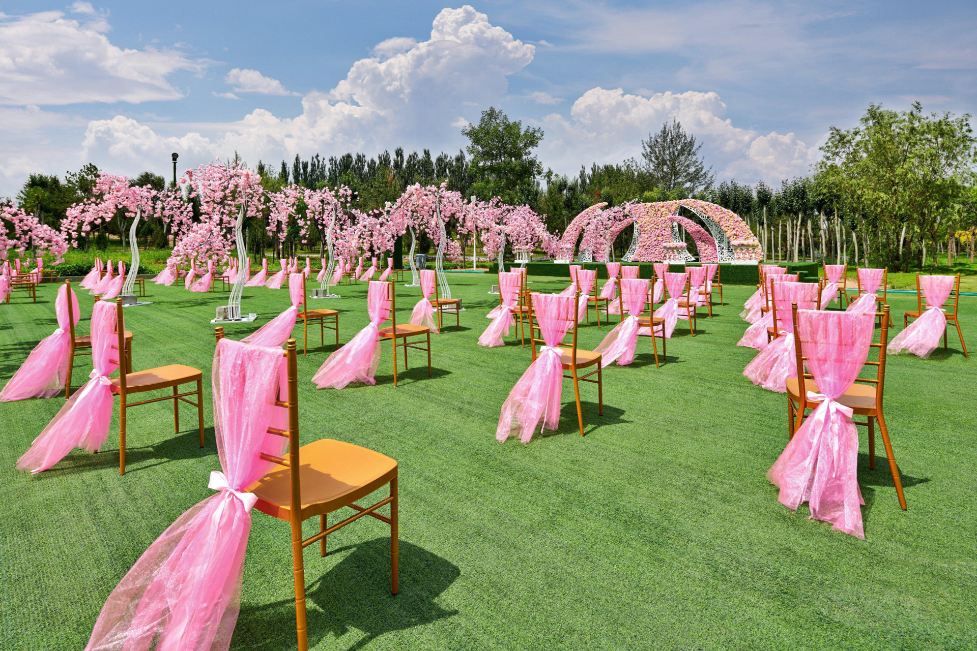 Vista Lobby Crowne Plaza Ordos