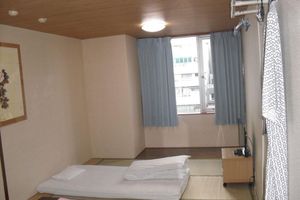 Alojamiento - Hotel Hoshi Kaikan