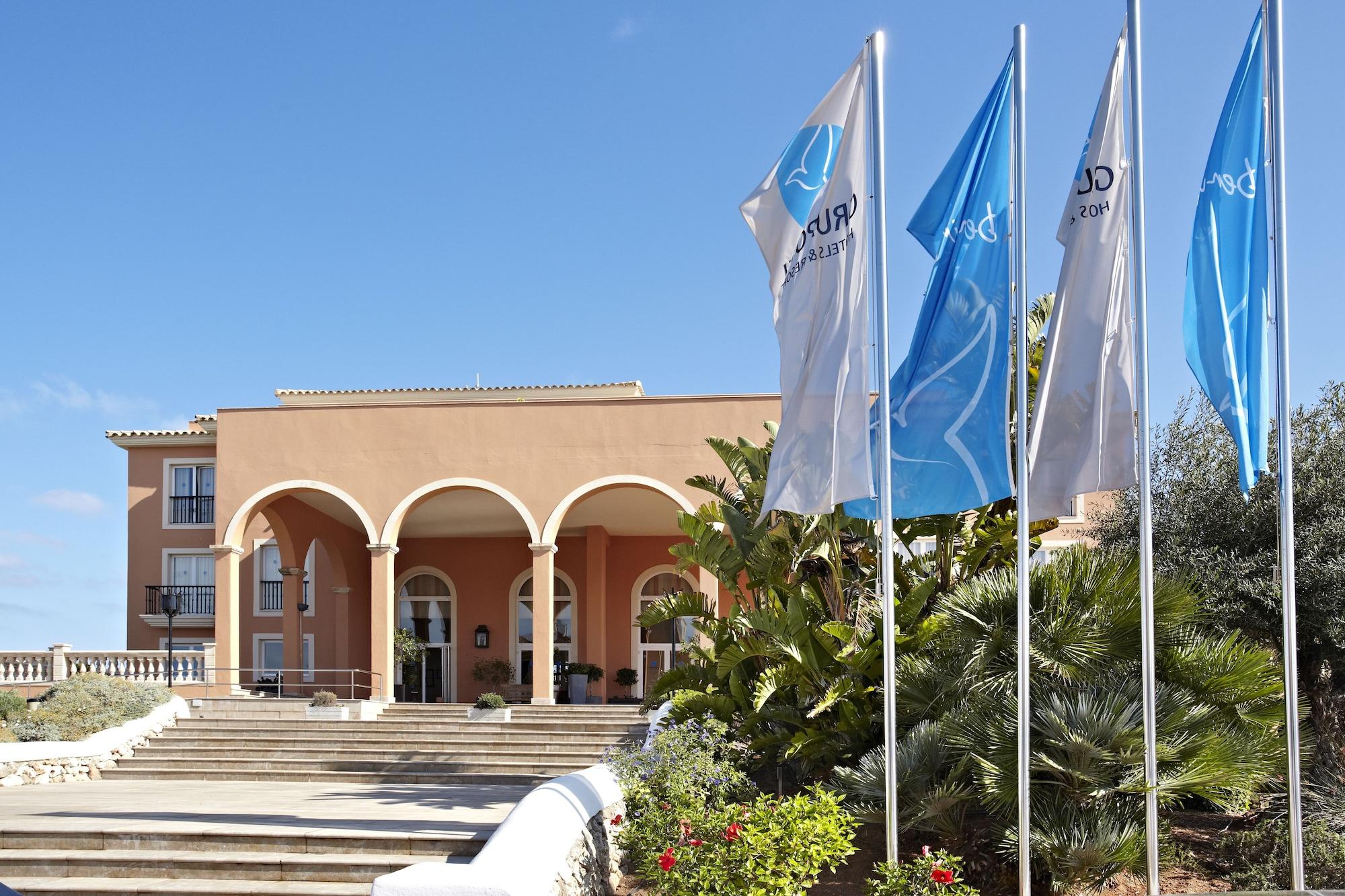 Vista Exterior Grupotel Macarella Suites & Spa