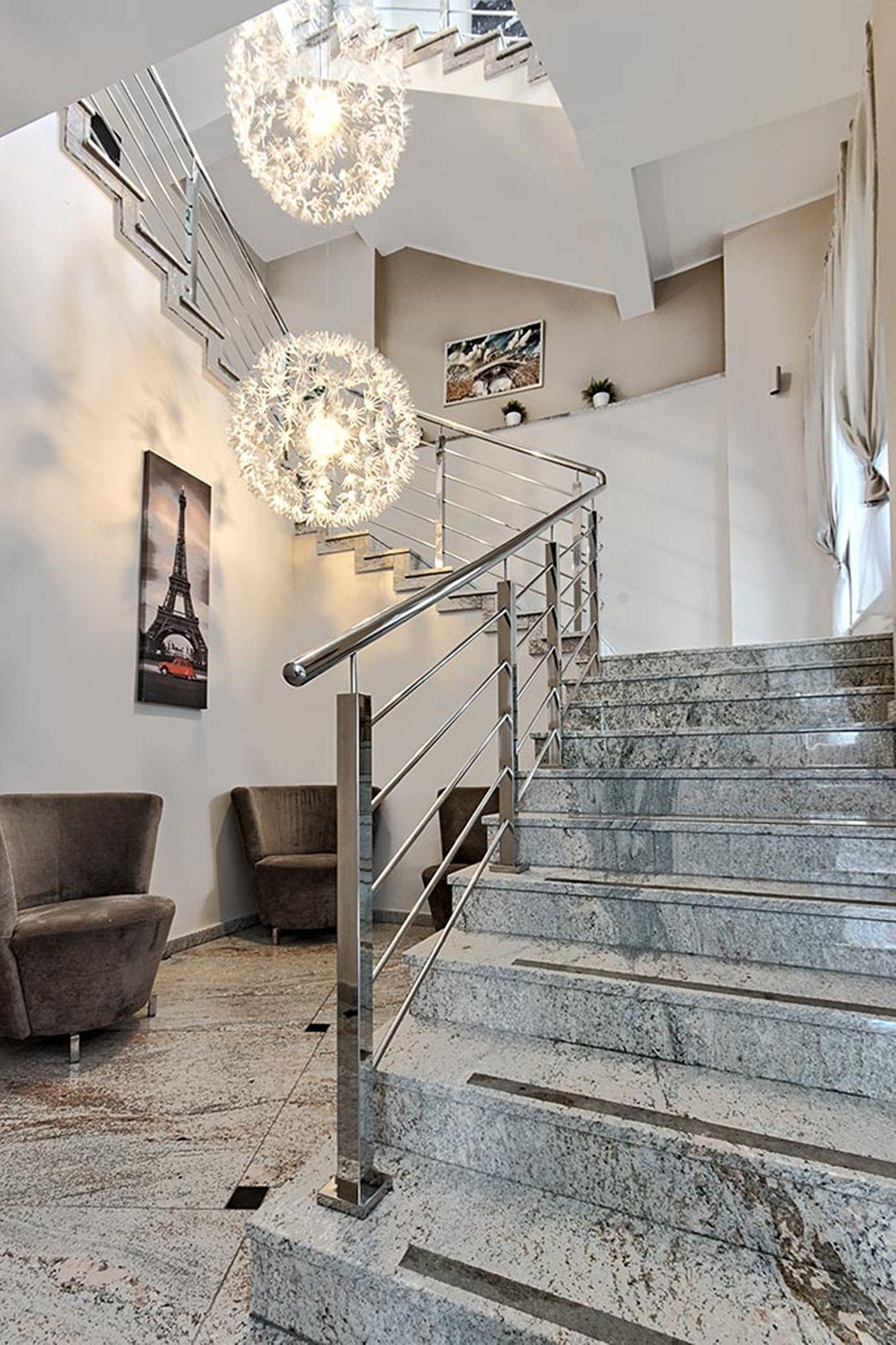 Vista Lobby 3City Hostel