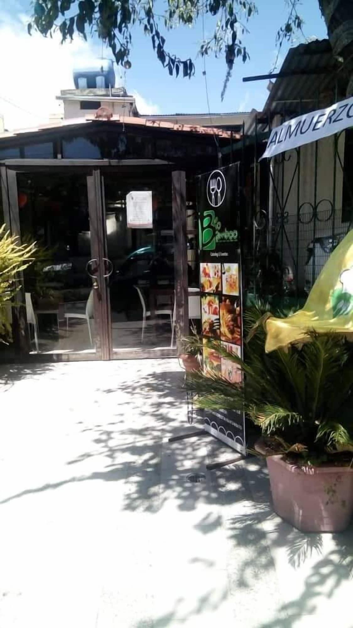 Varios Bio Bamboo Bed and Breakfast