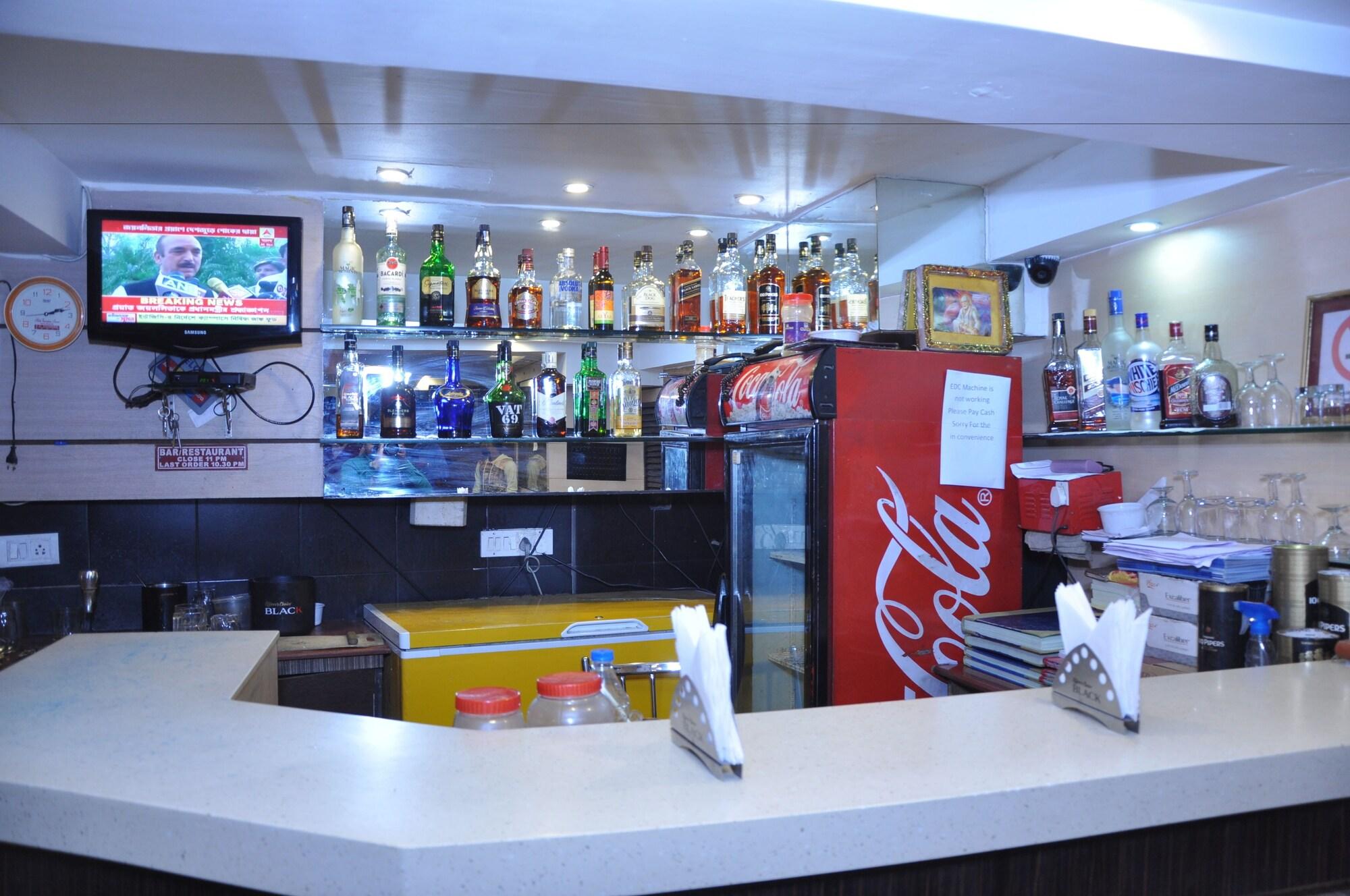 Bar/Salón Hotel Executive Tower