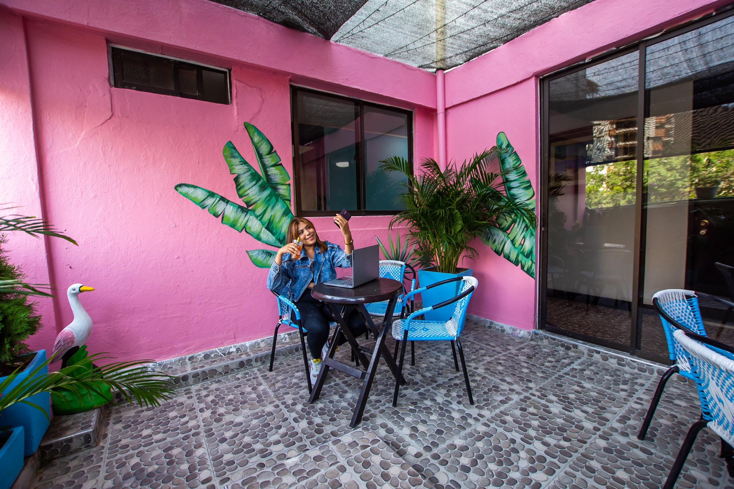 Bar/Salón Hotel Taybo Beach