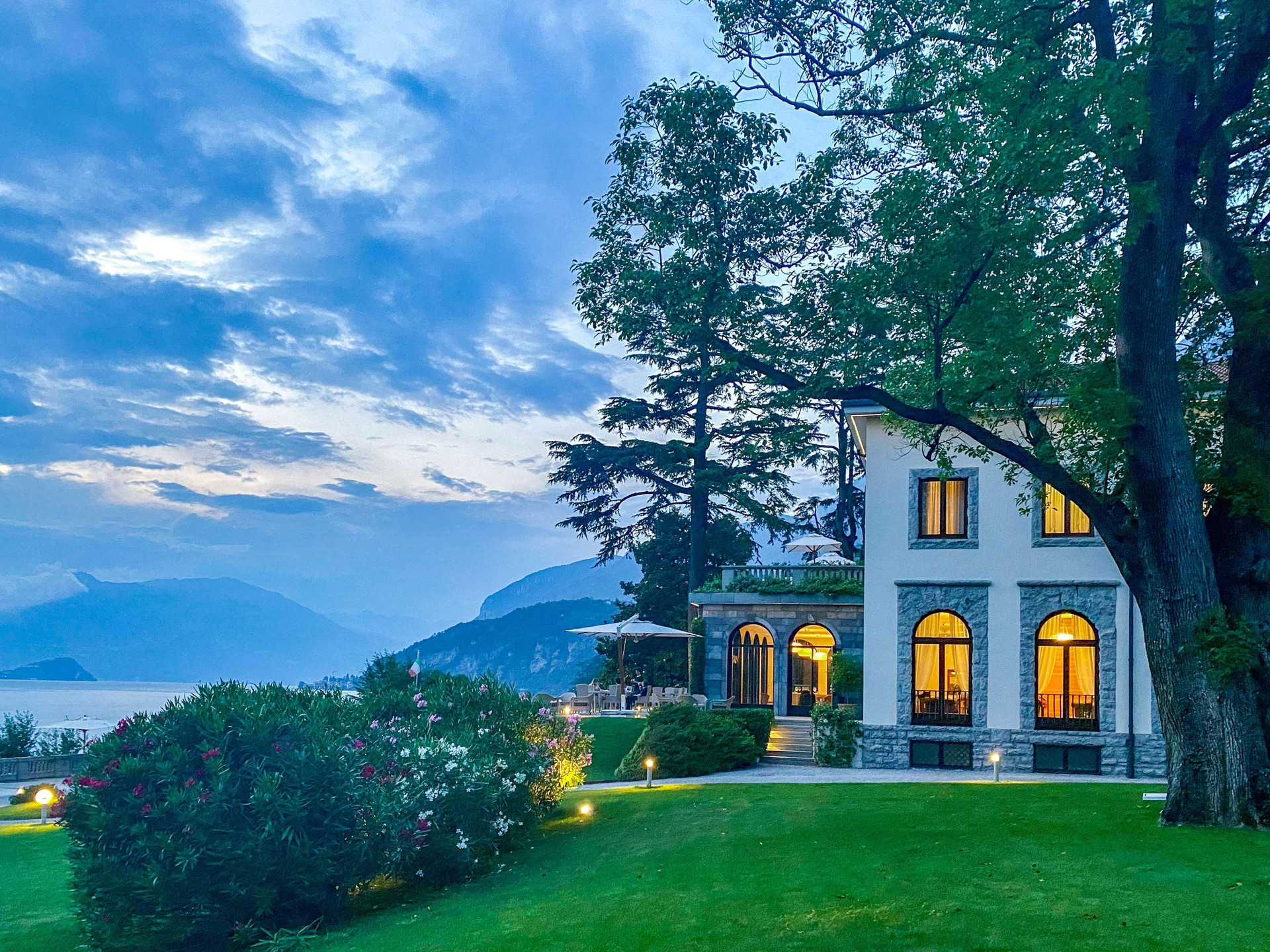Vista Exterior Villa Lario Resort Mandello