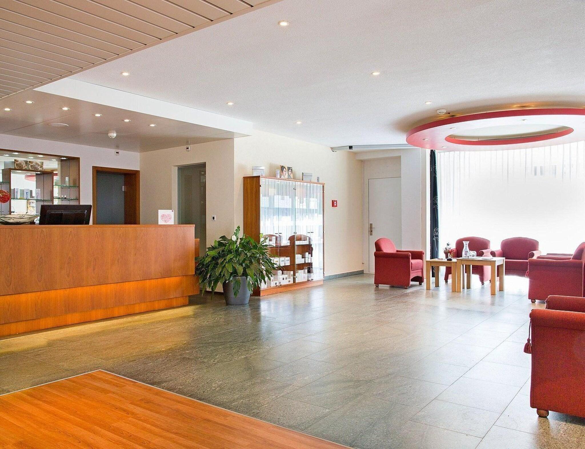 Vista Lobby Swiss Holiday Park Resort