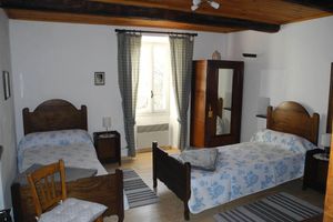 Alquiler Vacacional - Large stone house with flair in Drôme provençale