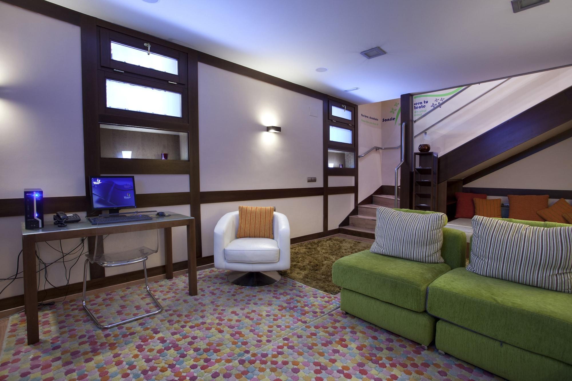 Gimnasio Suites Gran Via 44 Apartahotel