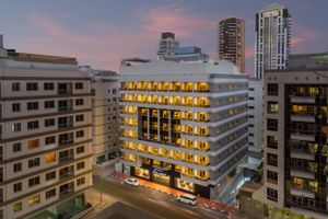 Alojamiento - Savoy Crest Hotel Apartments