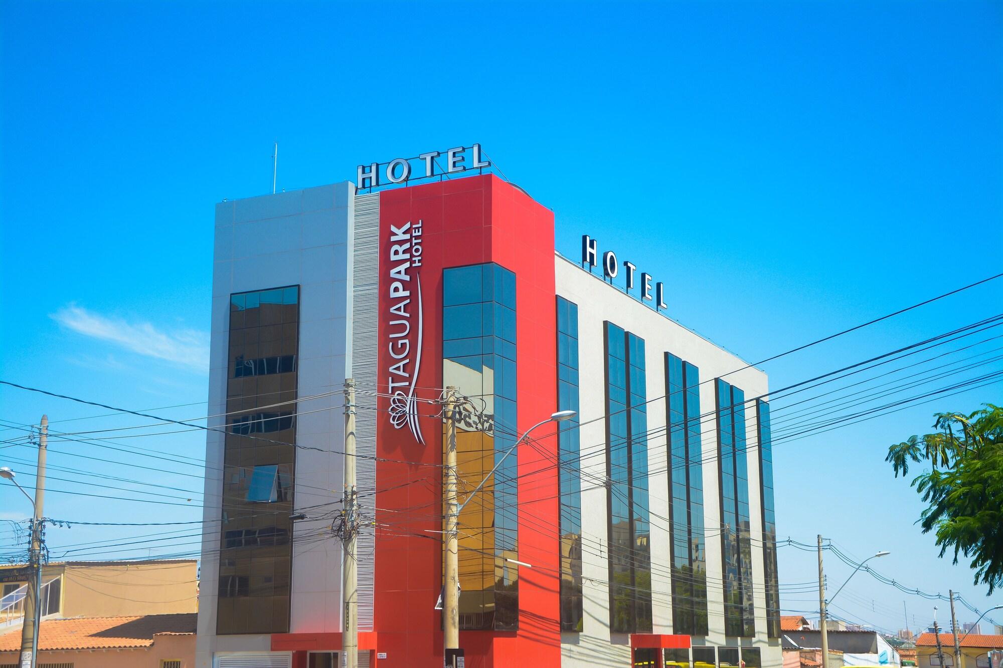 Varios Tagua Park Hotel