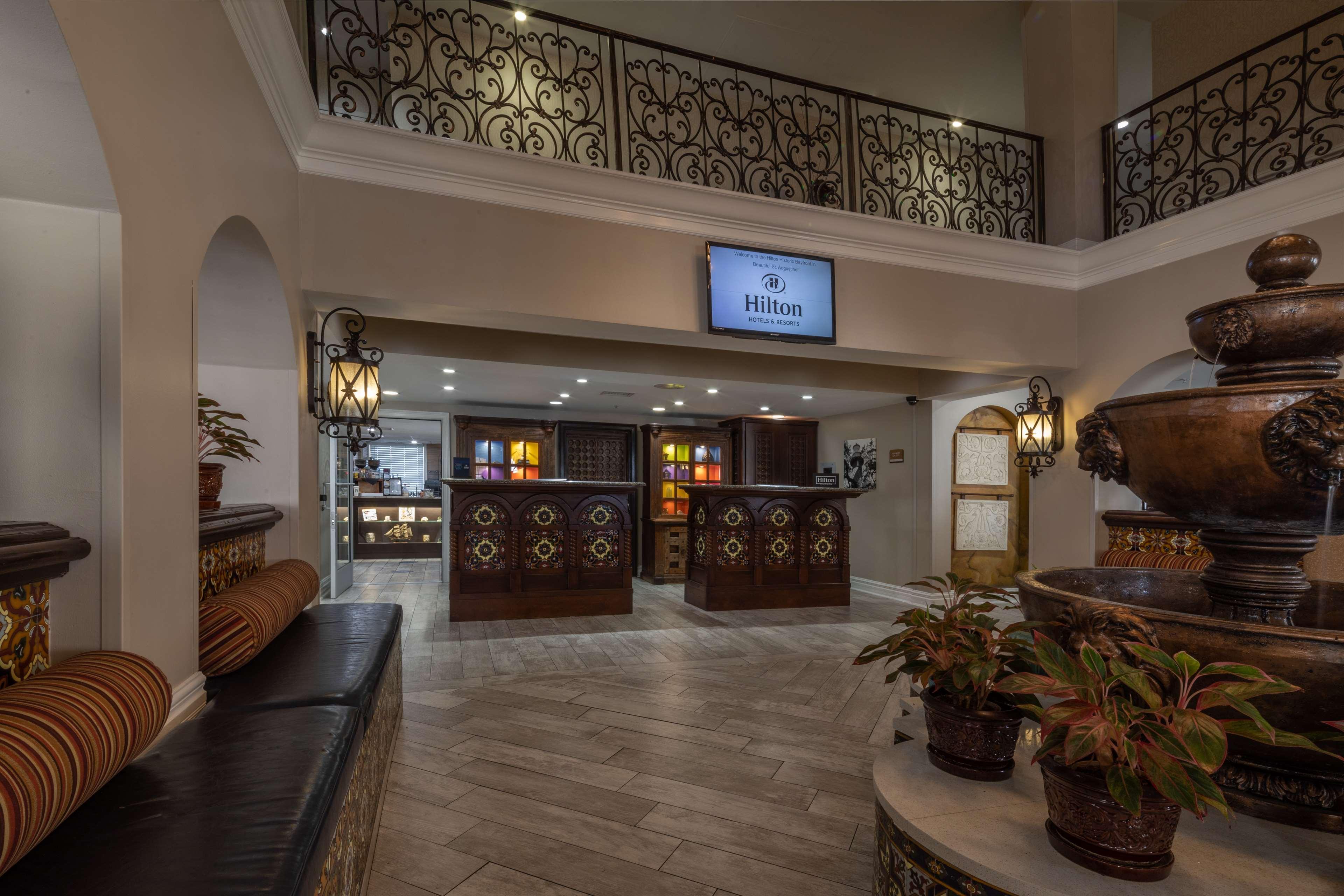 Vista Lobby Hilton St. Augustine Historic Bayfront