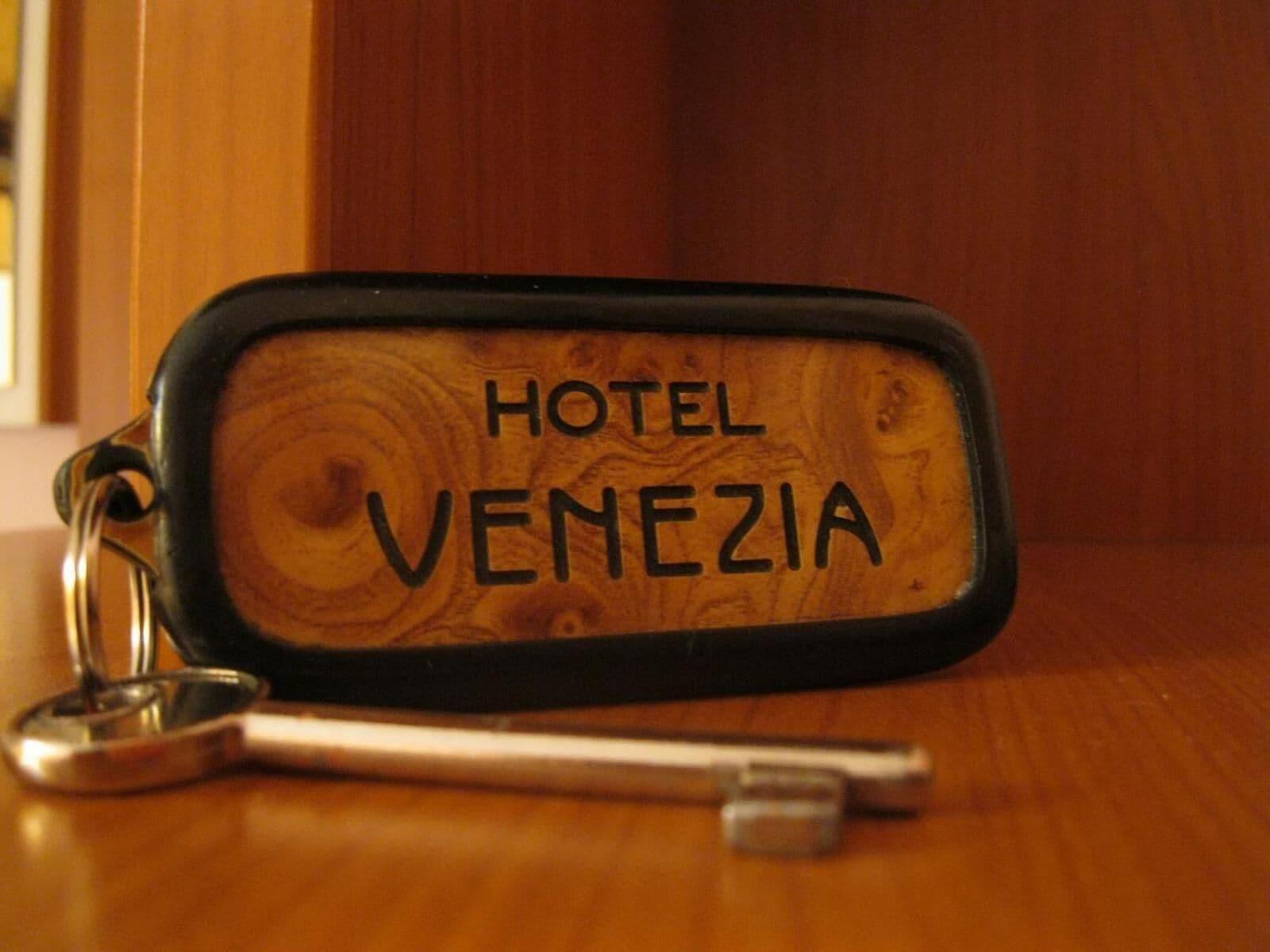 Varios Hotel Venezia