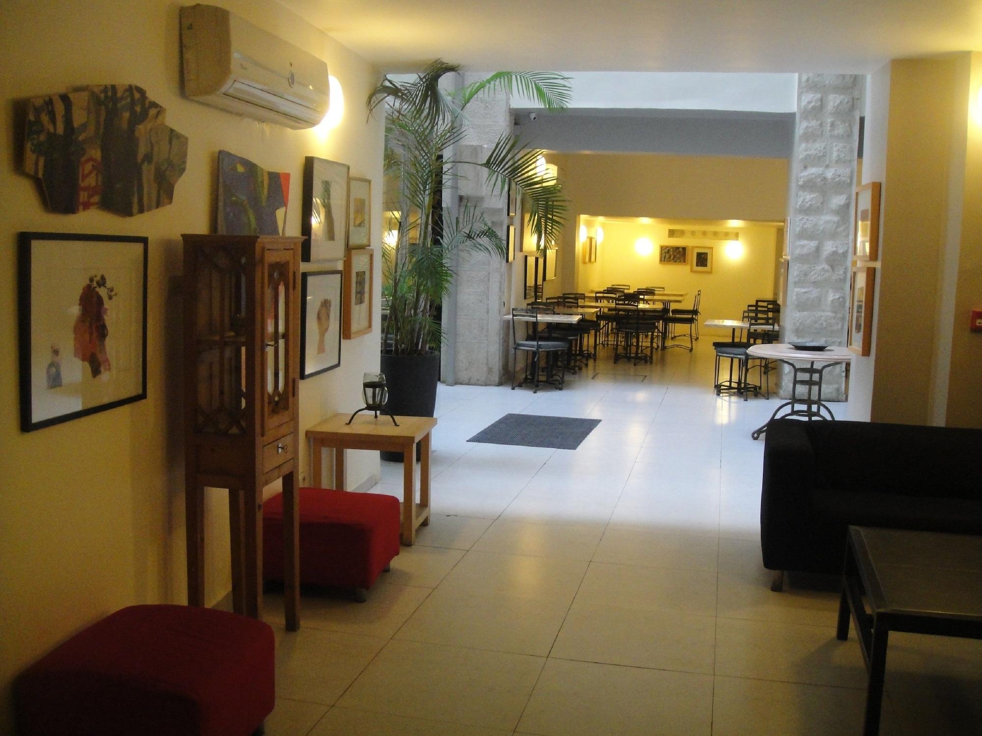 Vista Lobby Art Hotel Downtown