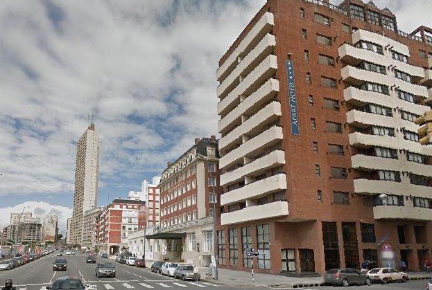 Vista Exterior Apart Avenida del Mar