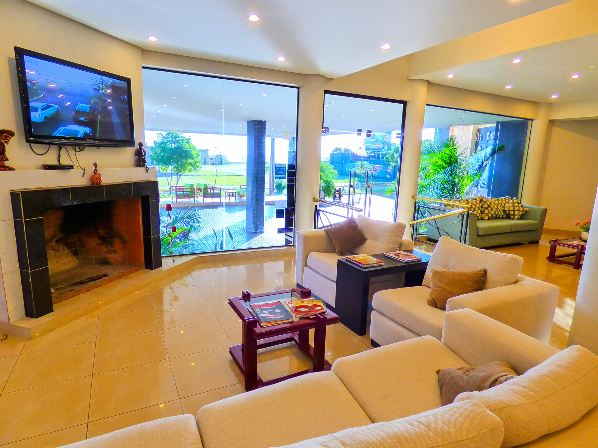 Vista Lobby De la Costa Hotel