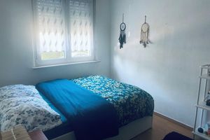 Alojamiento - Apartment in a quiet street, garden view