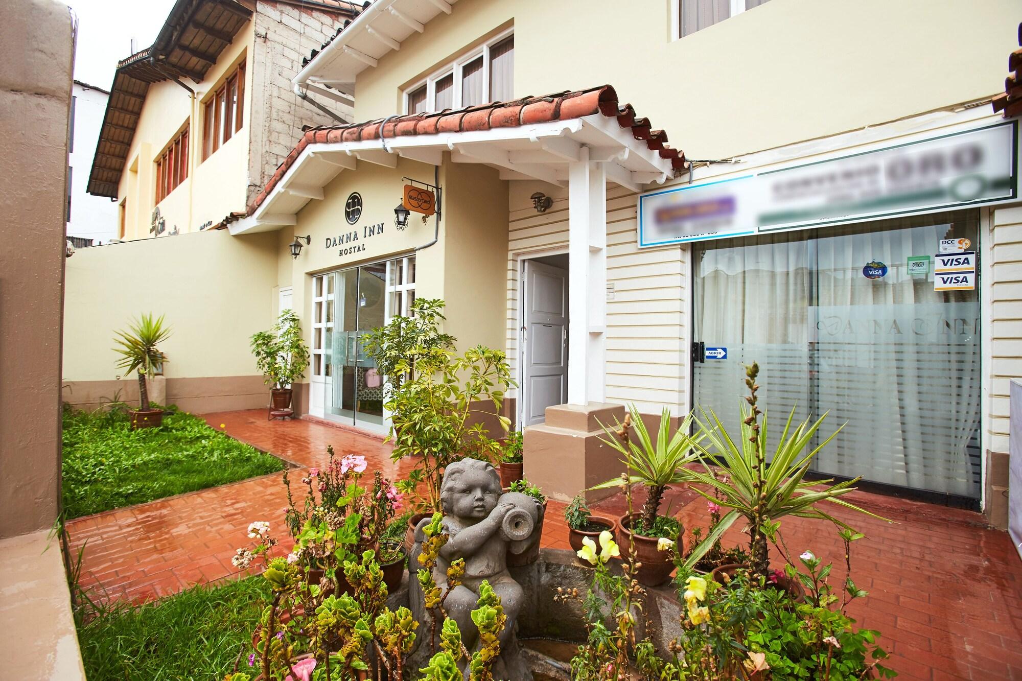 Varios Hostal Danna Inn