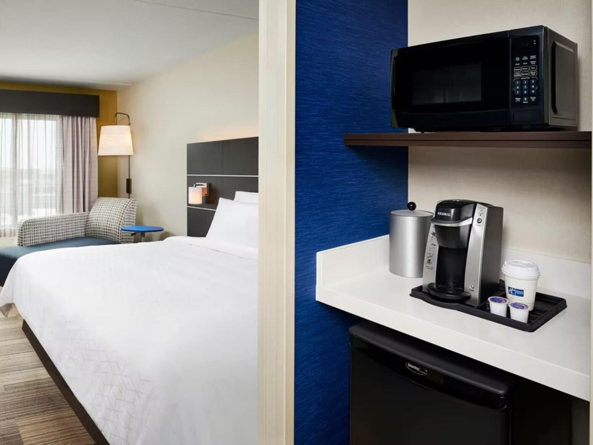 Habitación Holiday Inn Express & Suites Windsor East - Lakeshore by IHG