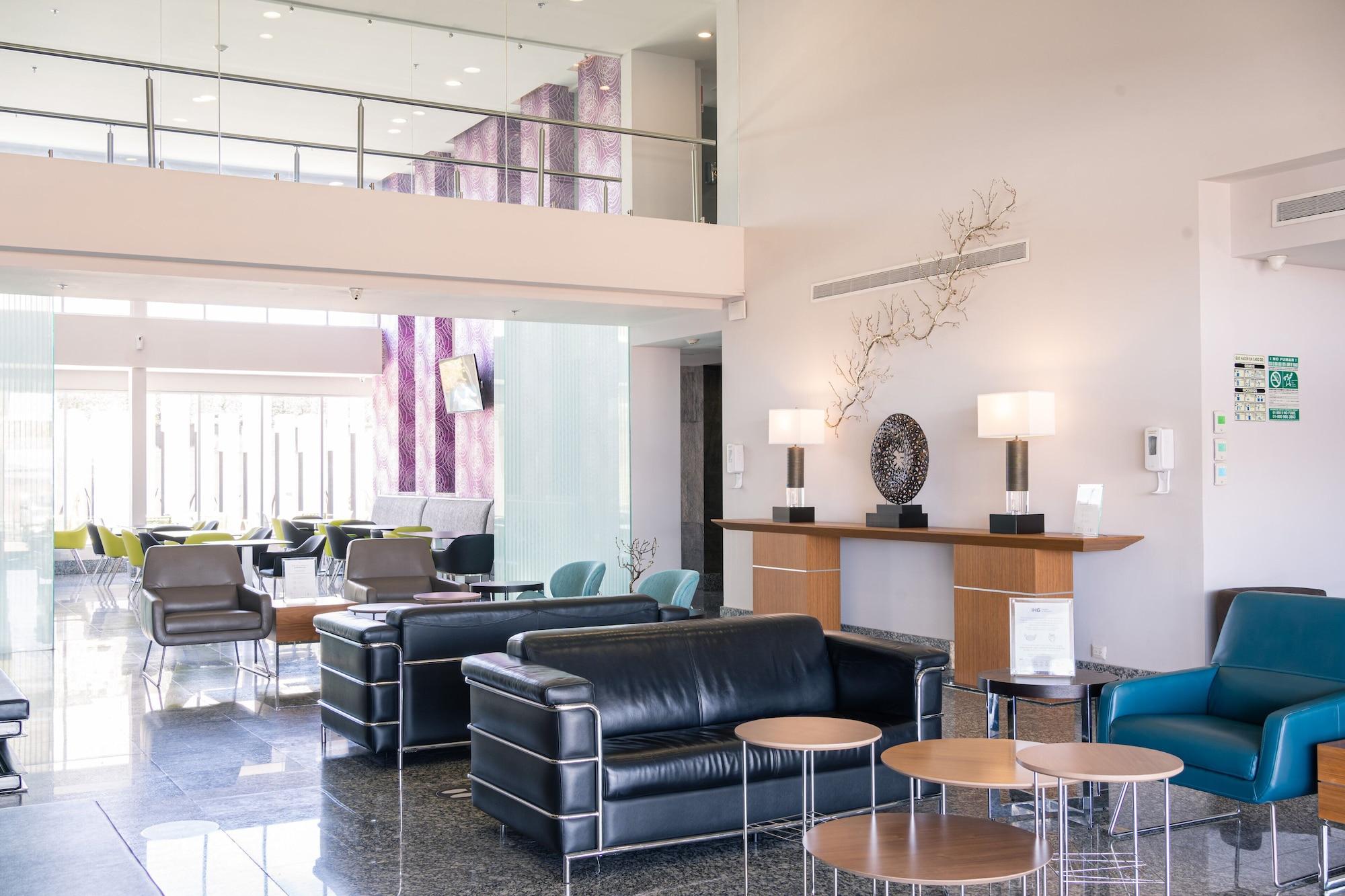Vista Exterior Holiday Inn Express & Suites Hermosillo by IHG