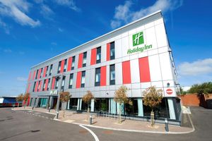 Alojamiento - Holiday Inn London - Luton Airport by IHG