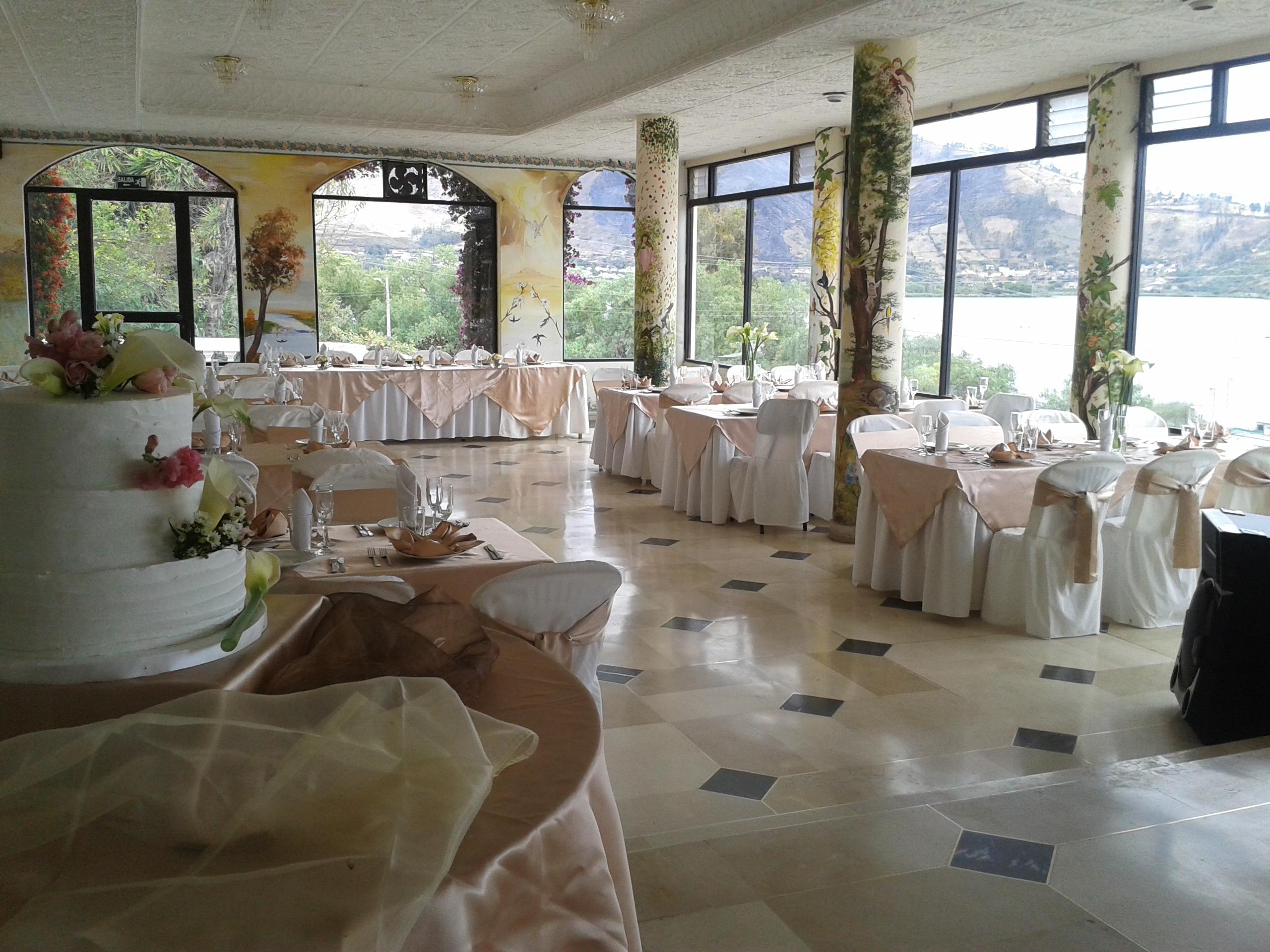 Bar/Salón Imperio del Sol