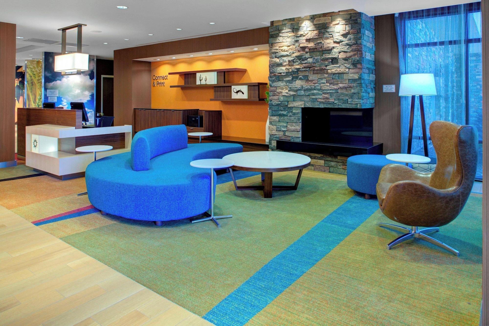 Vista Lobby Fairfield Inn & Suites by Marriott Flagstaff Northeast