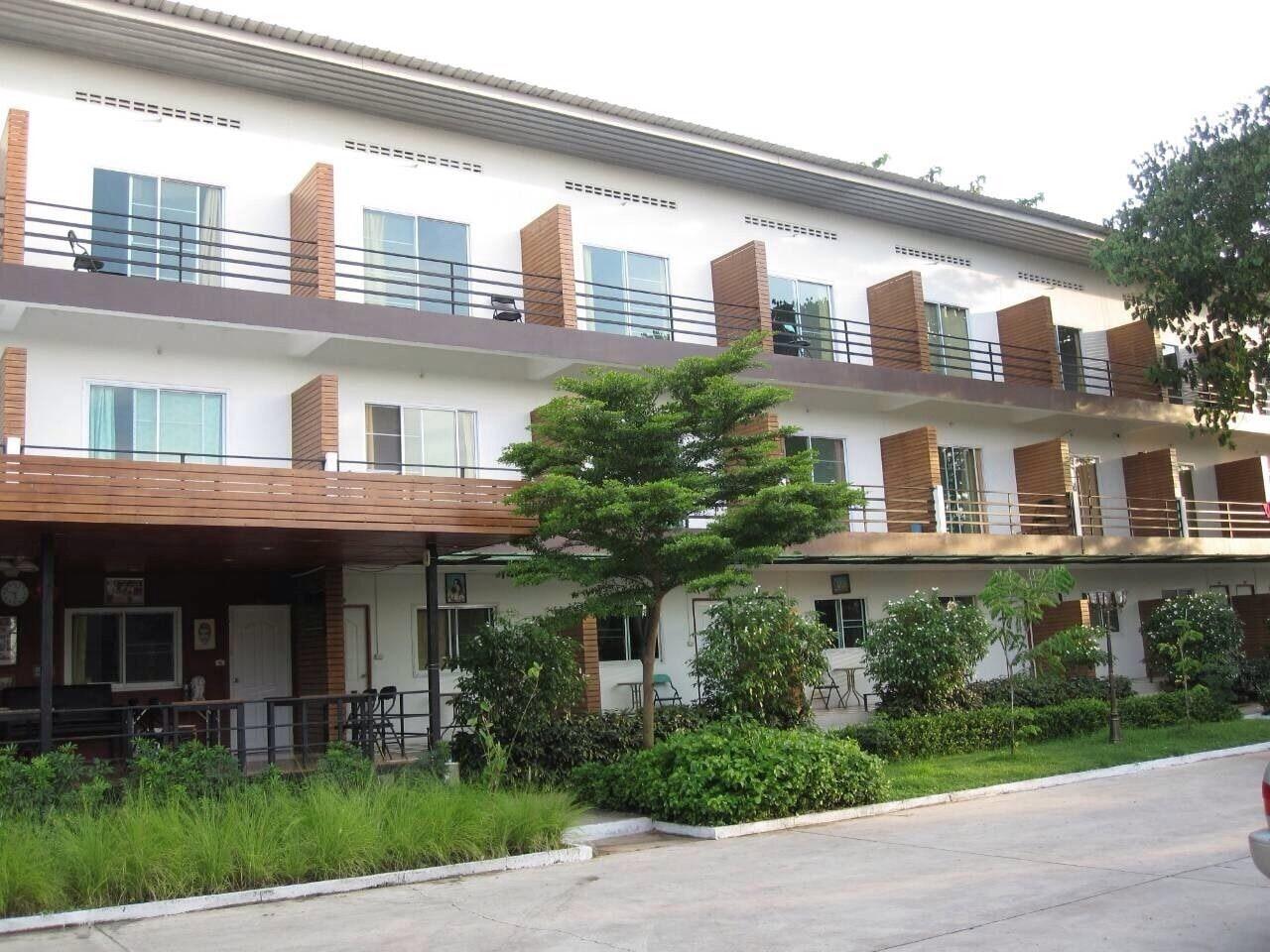 Vista Exterior Baansakulpetch Hotel