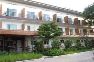 Alojamiento - Baansakulpetch Hotel
