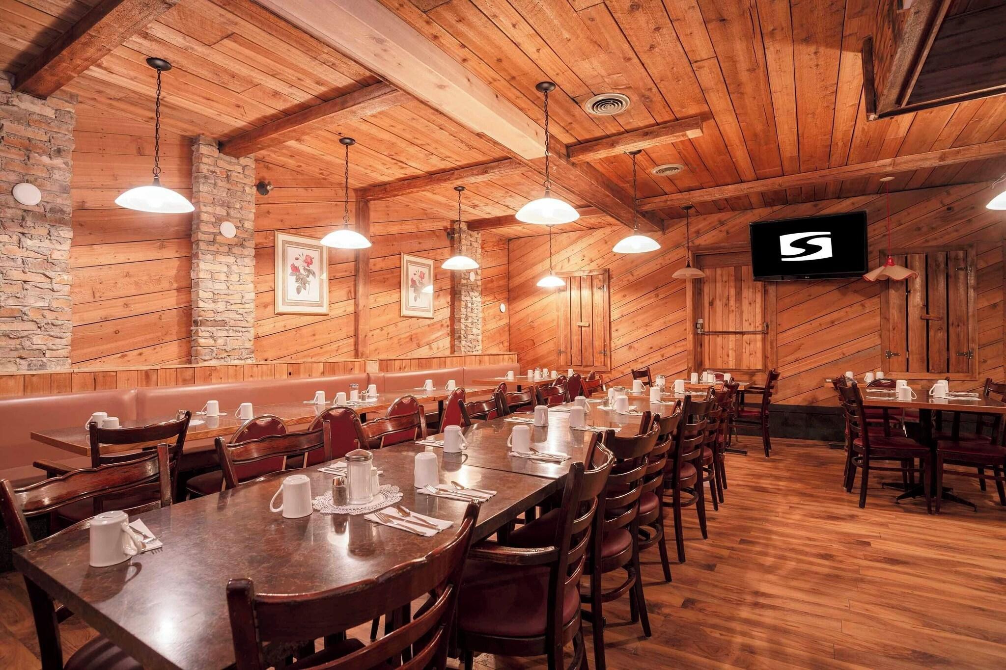 Restaurant Sandman Inn McBride