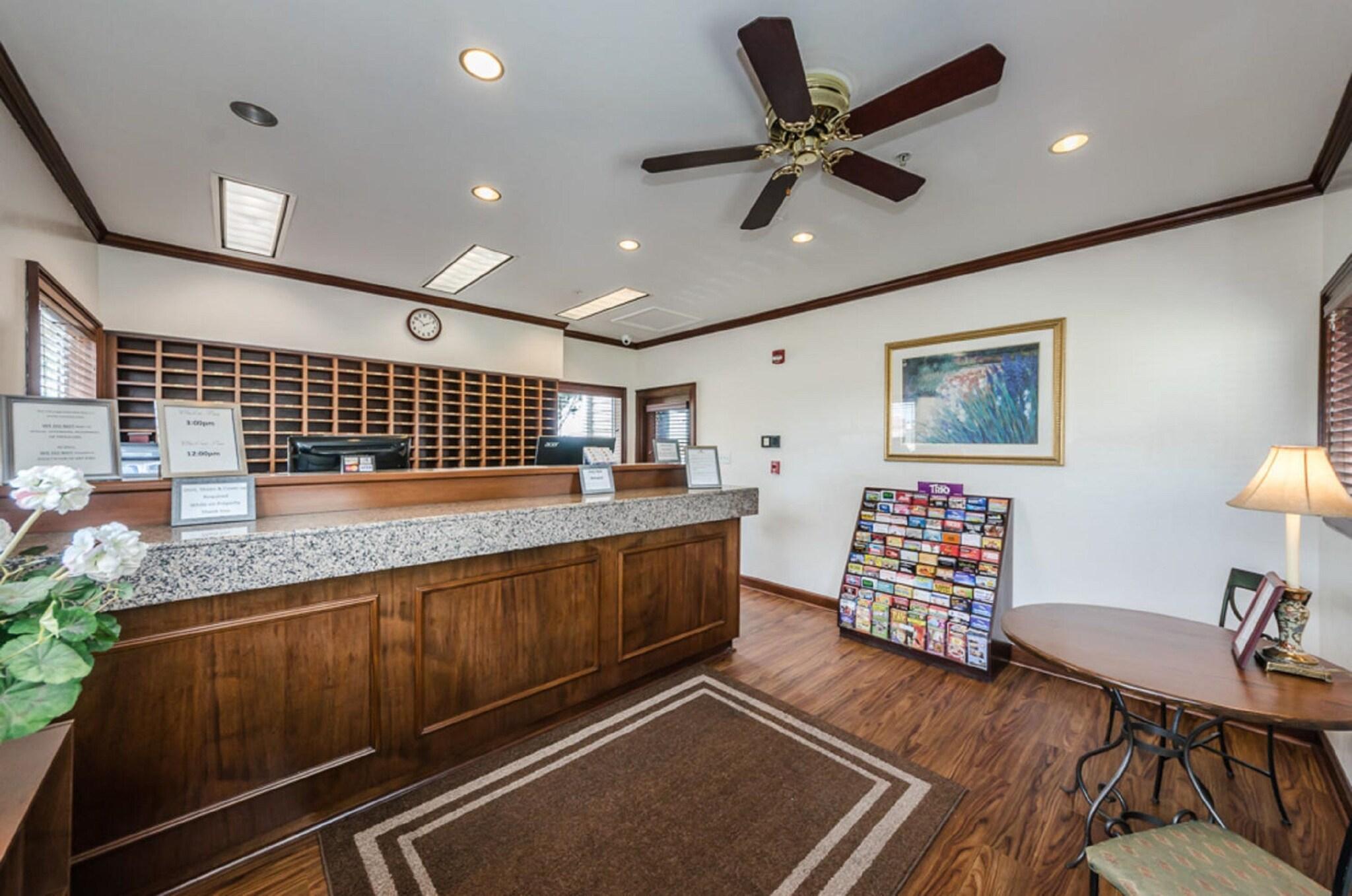 Vista Lobby Suburban Extended Stay Hotel Clearwater