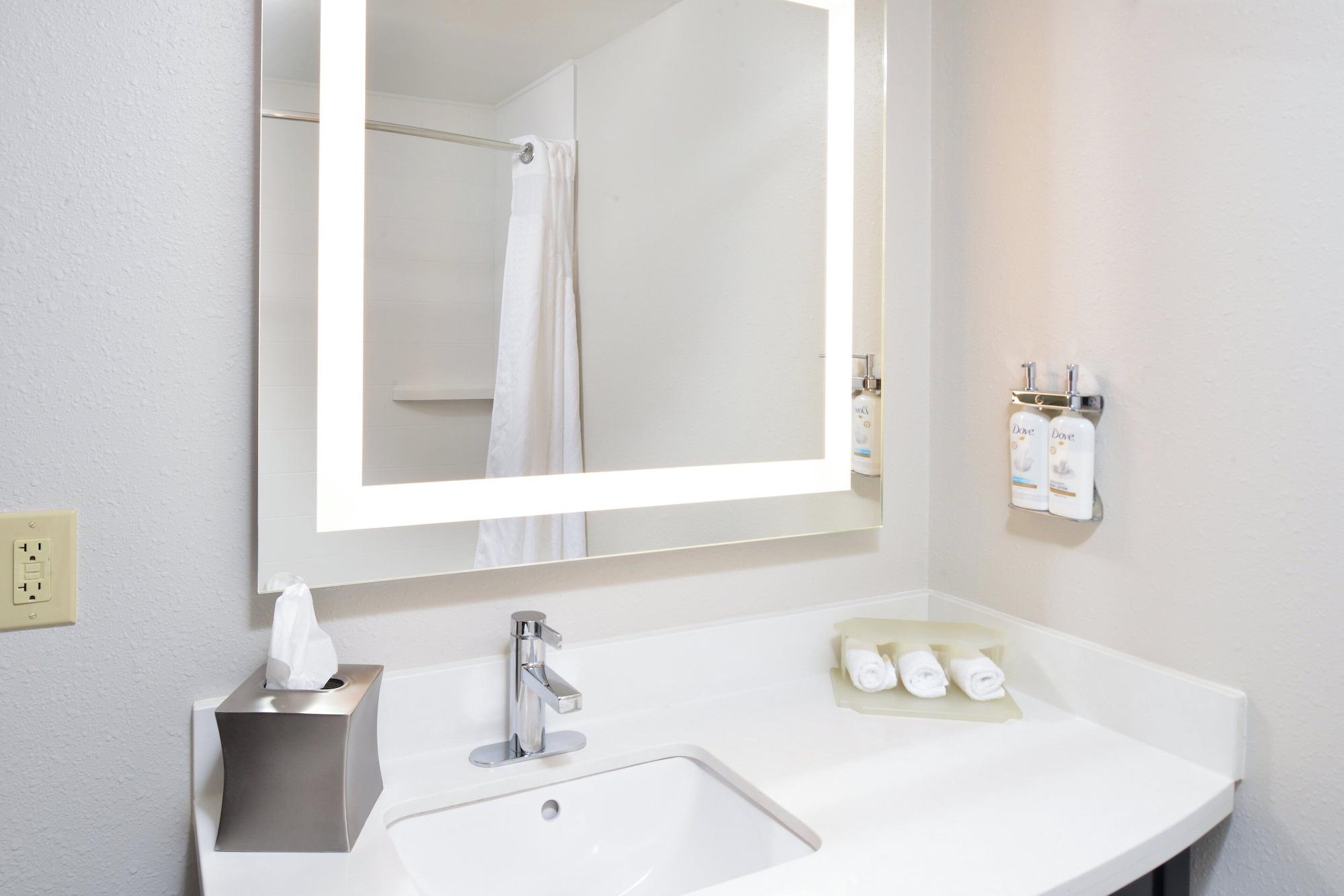 Equipamiento de Habitación Holiday Inn Express Lewisburg/New Columbia by IHG