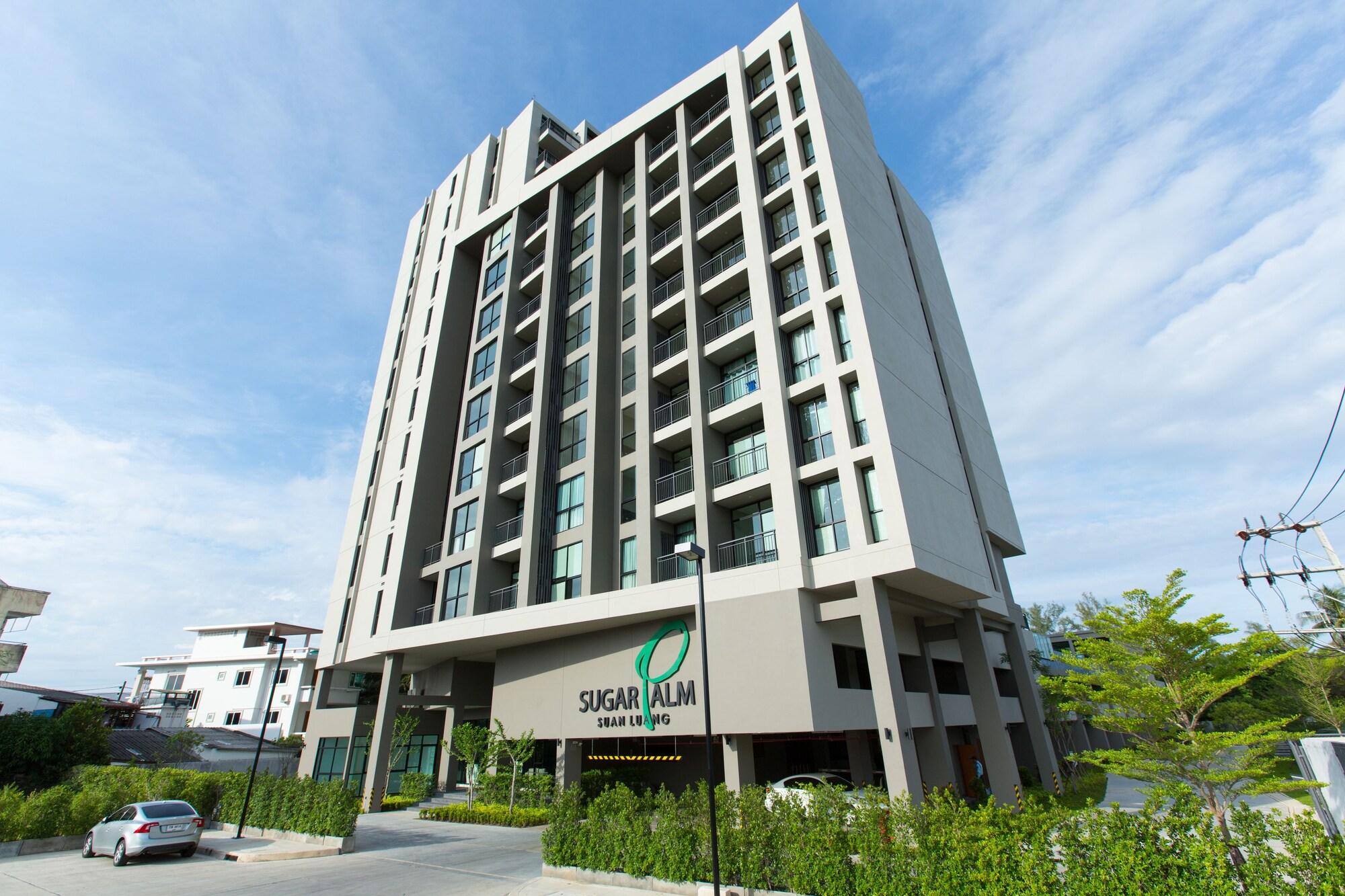 Vista Exterior Sugar Palm Residence