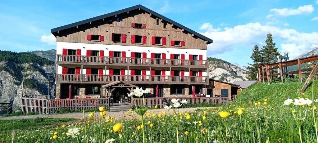 Varios Chalet Sainte Anne