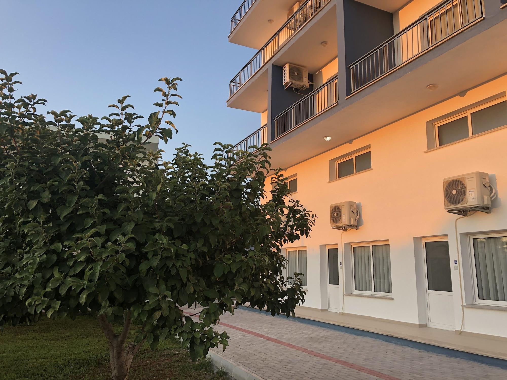 Equipamiento de Habitación Deniz Airport Suites