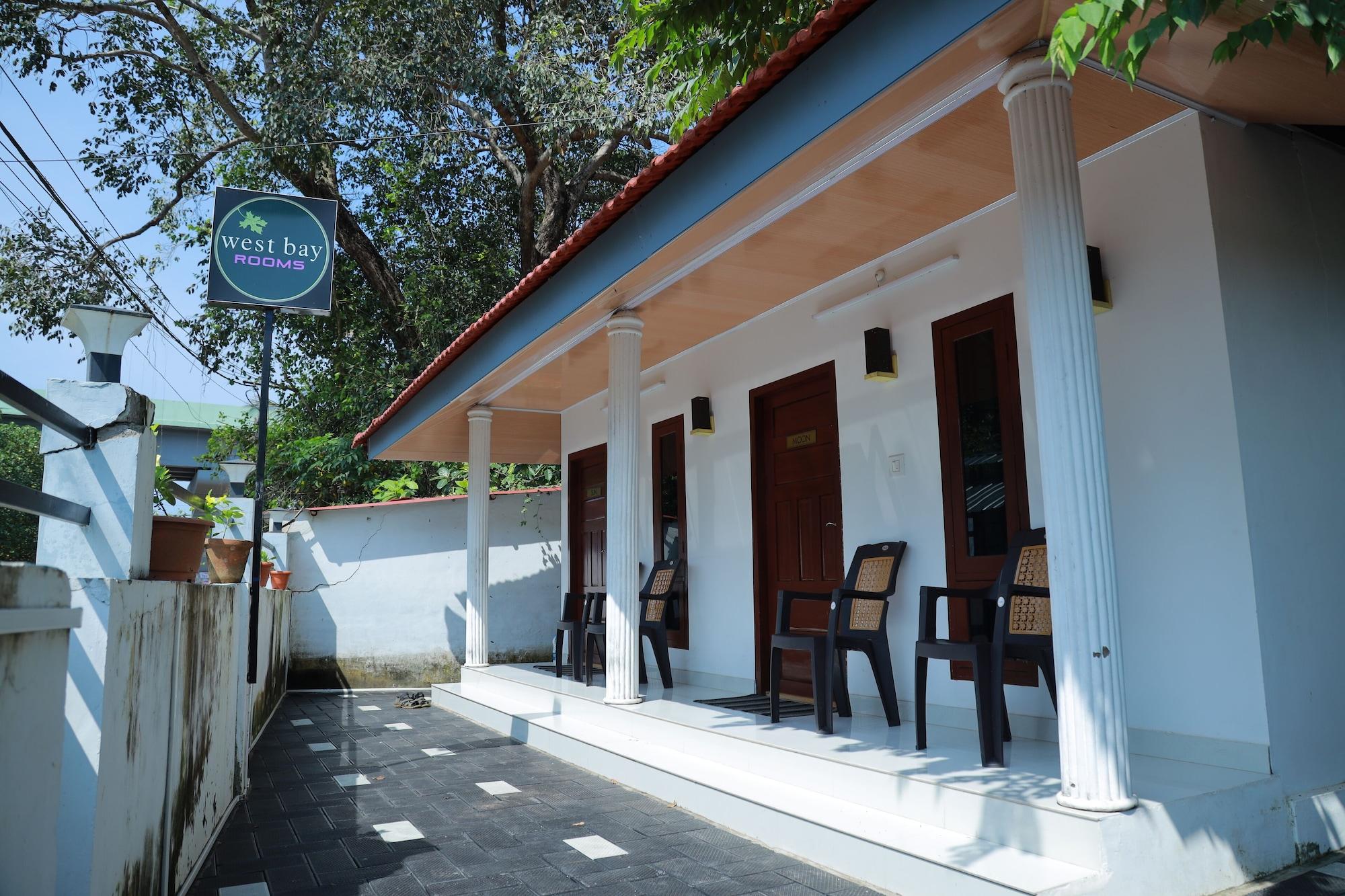 Vista Exterior Baywatch Beach Resort