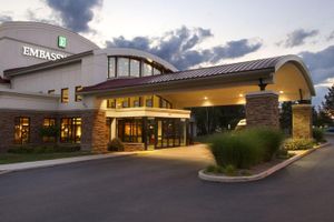 Alojamiento - Embassy Suites by Hilton Detroit Metro Airport