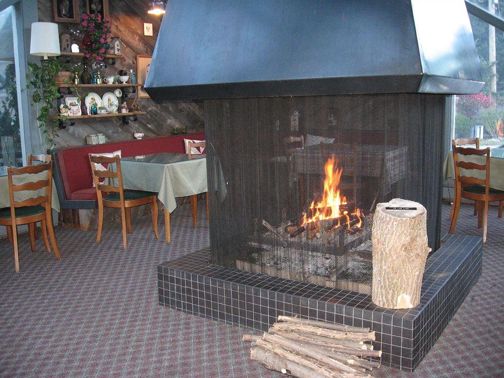 Restaurant Toll Road Inn