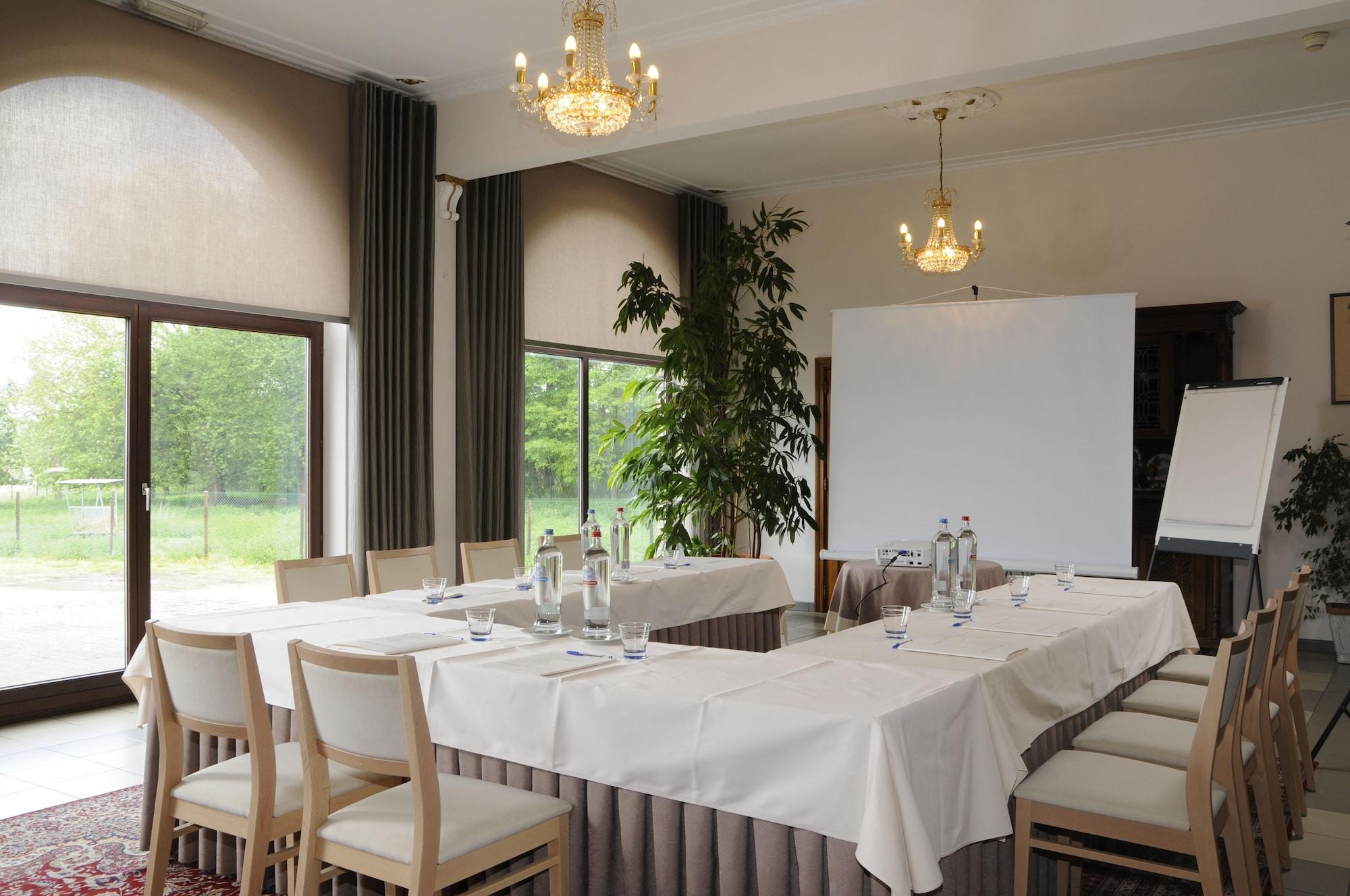 Sala de Reuniones Kasteel van Nieuwland