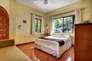 Renta temporal - Amazing Spacious Villa in the perfect location!  Steps to the Beach & Town!