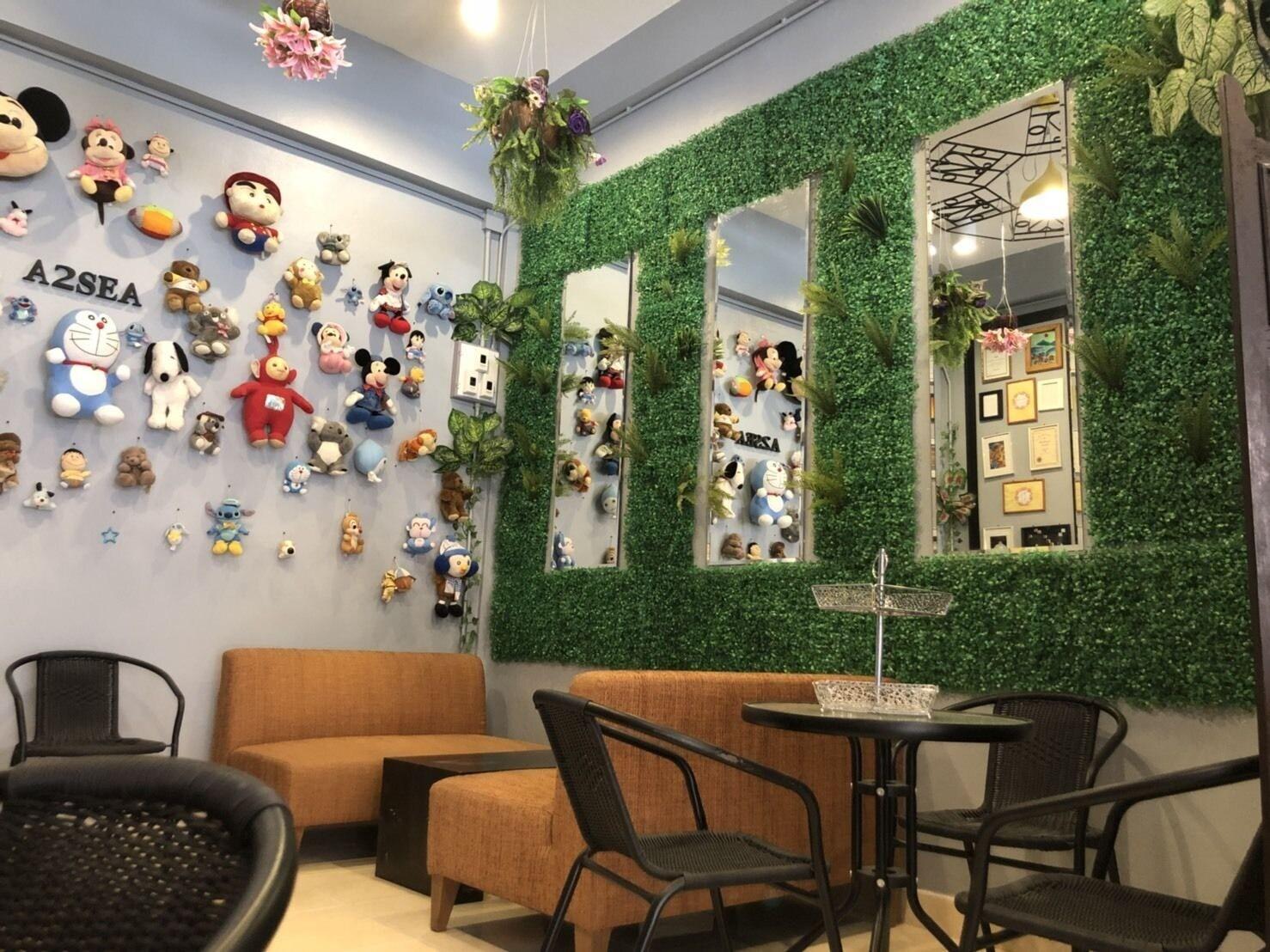 Restaurant B&B Hostel at Jomtien