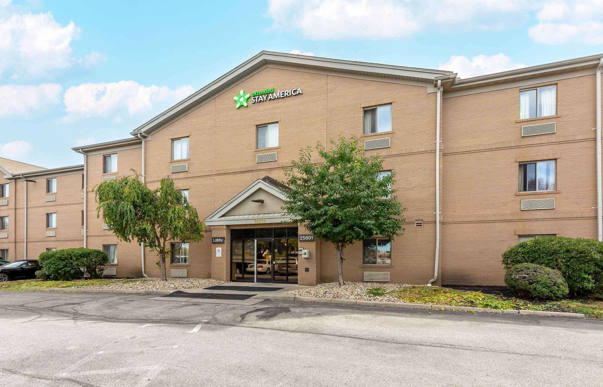 Varios Extended Stay America Suites Cleveland Great Northern Mall