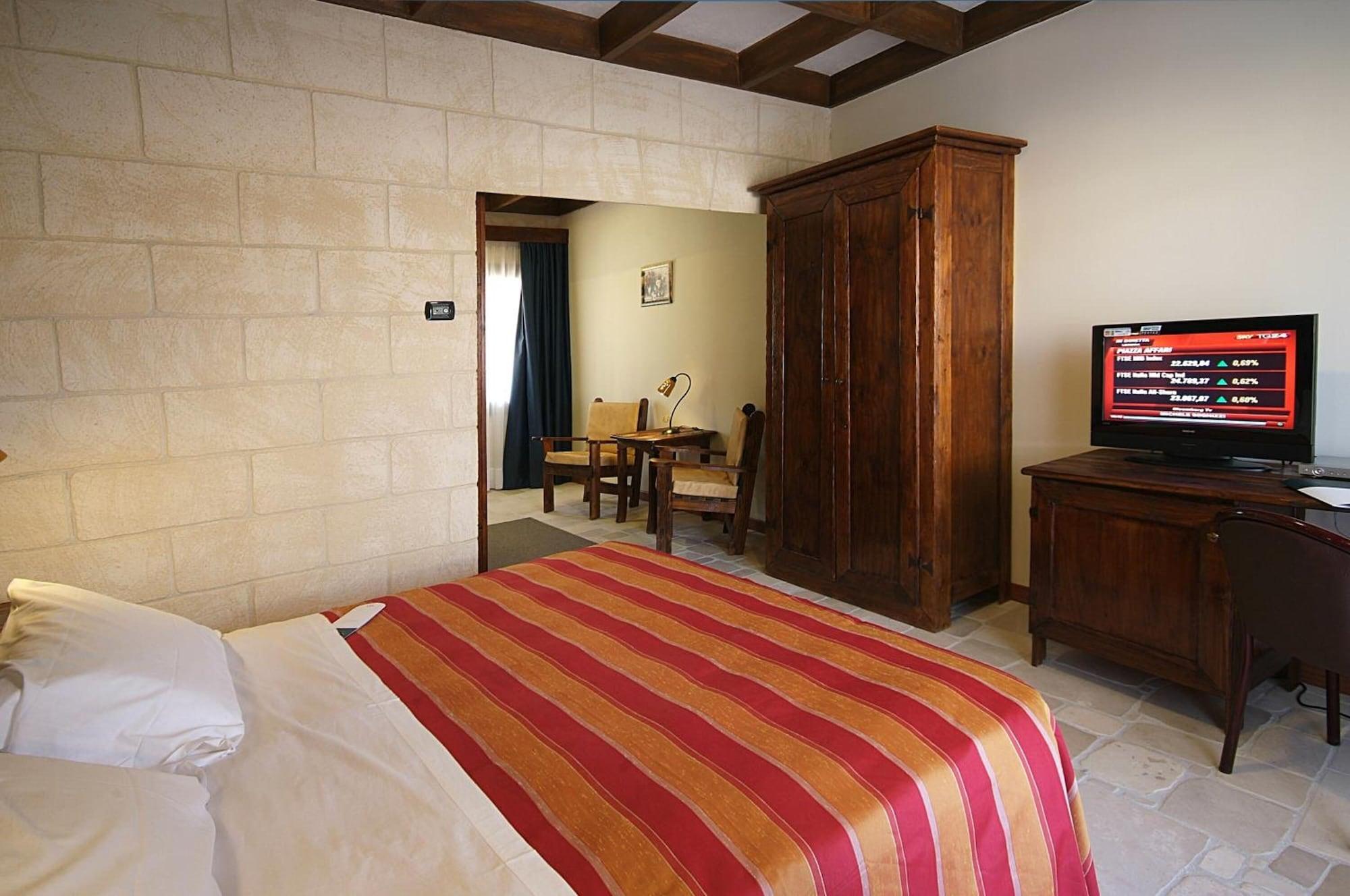 Habitación UNAHOTELS Regina Bari